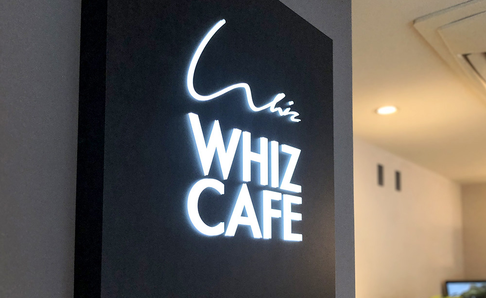 光る!? ロゴ看板のことなら。 | テイクコーポレーション